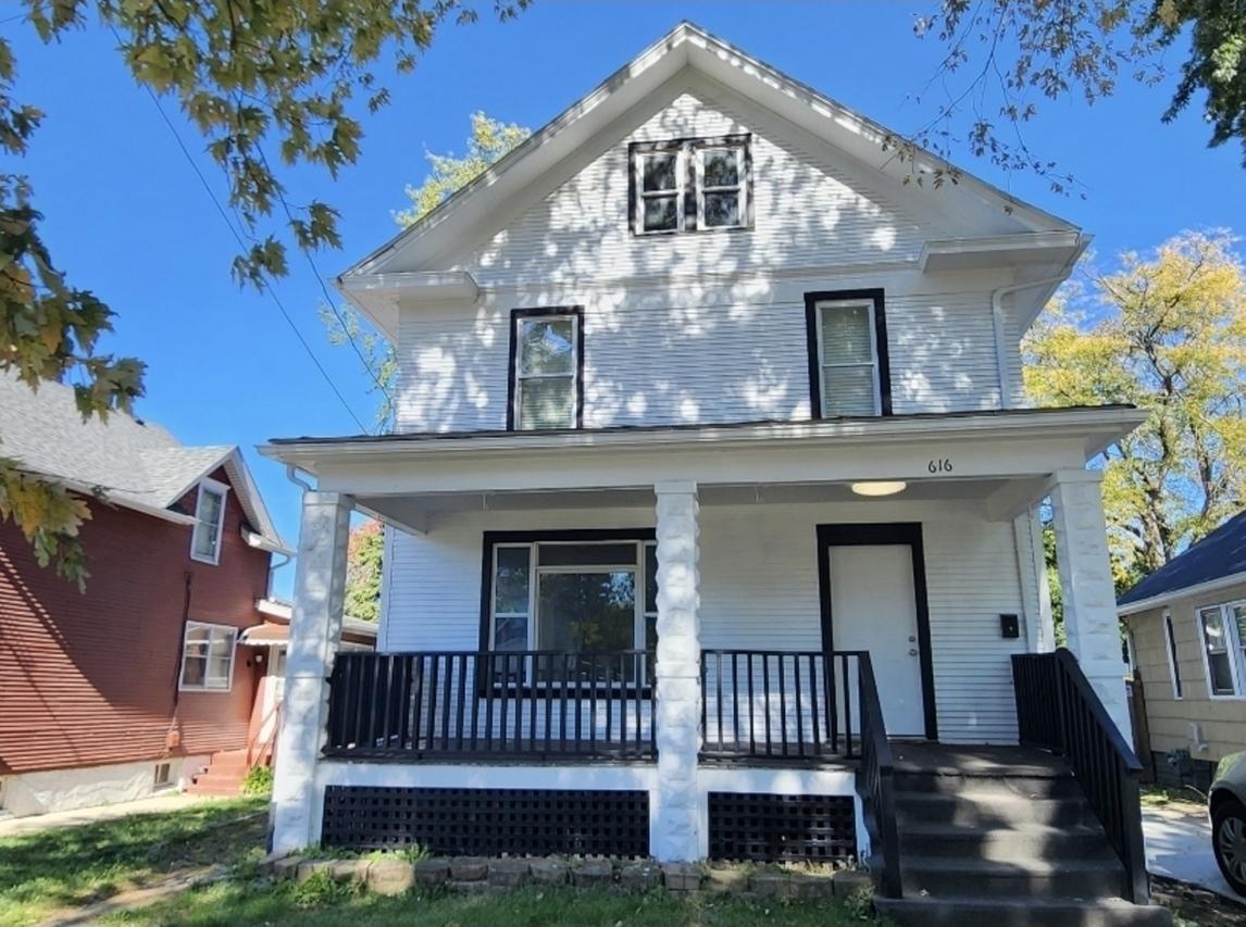 616 2nd Ave., Aurora, IL 60505