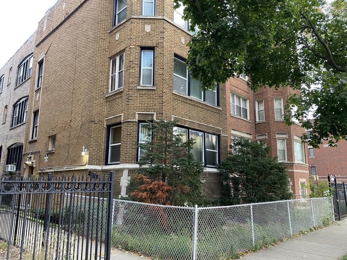 [Address Hidden by Seller], Chicago, IL 60649