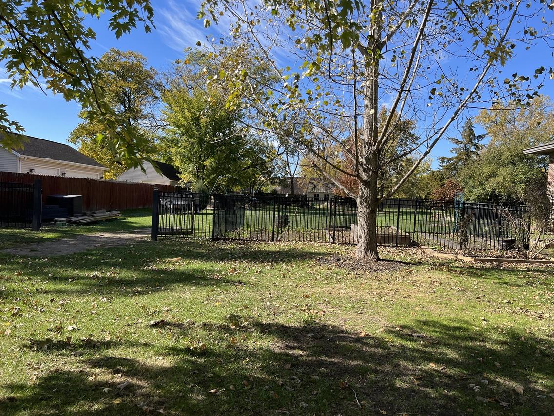 4226 Florence Ave., Downers Grove, IL 60515