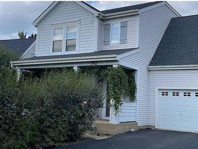 752 S Parkside Dr., Round Lake, IL 60073