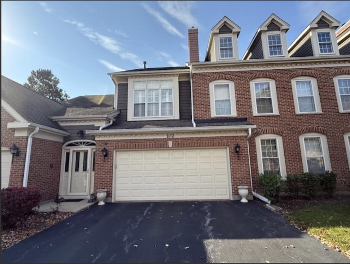 102 Yale Ct., Glenview, IL 60026