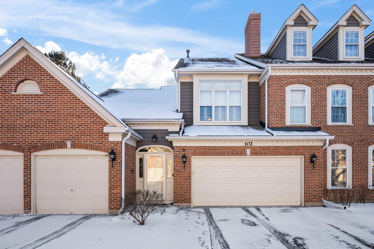 102 Yale Ct., Glenview, IL 60026