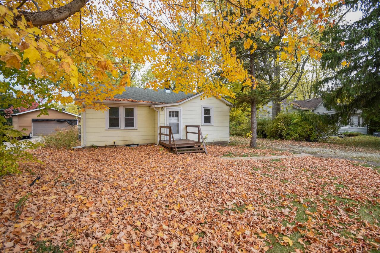 1611 19th St., Zion, IL 60099