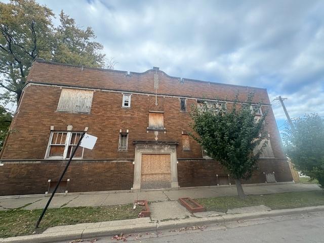 820 W 58th St., Chicago, IL 60621