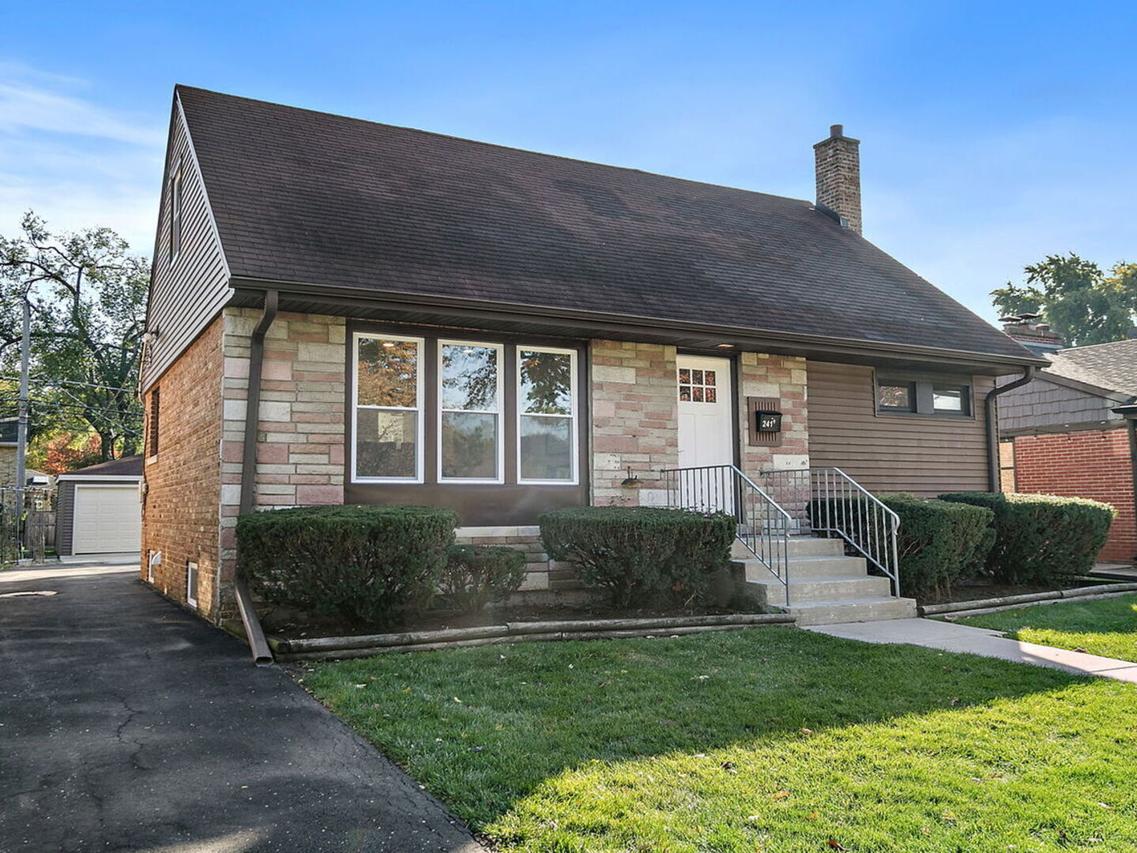 241 N Hamlin Ave., Park Ridge, IL 60068
