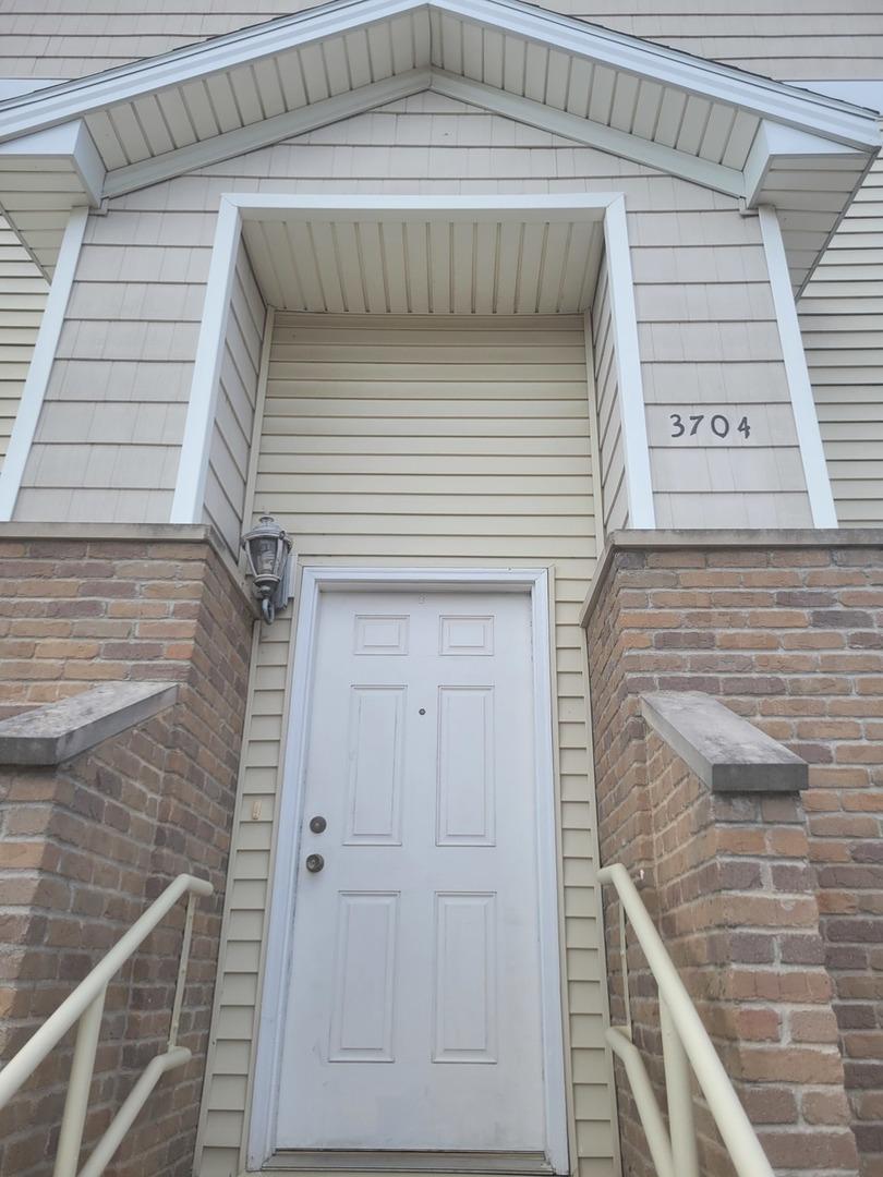 3704 Balcary Bay, Champaign, IL 61822