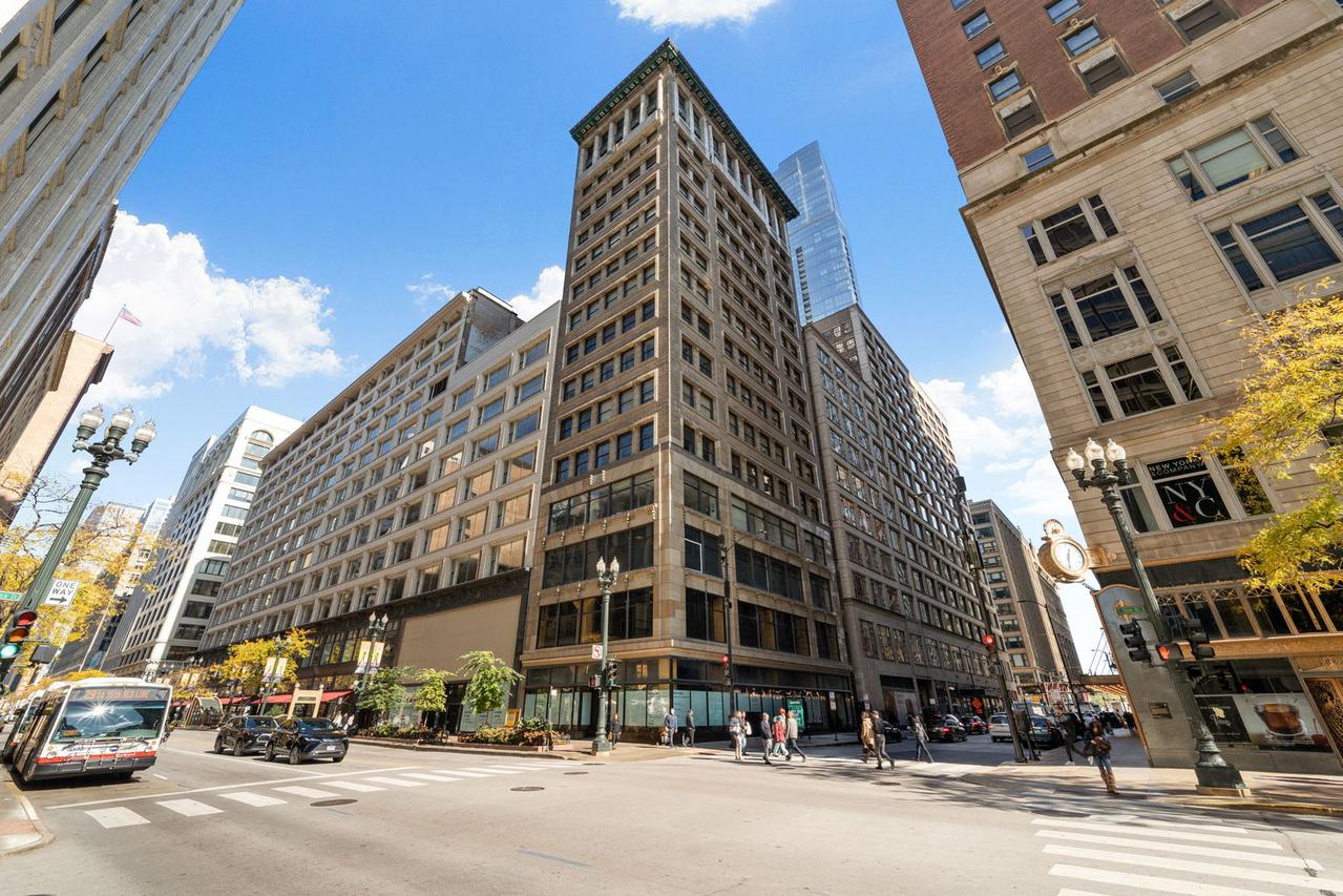 6 E Monroe St. #1403, Chicago, IL 60603