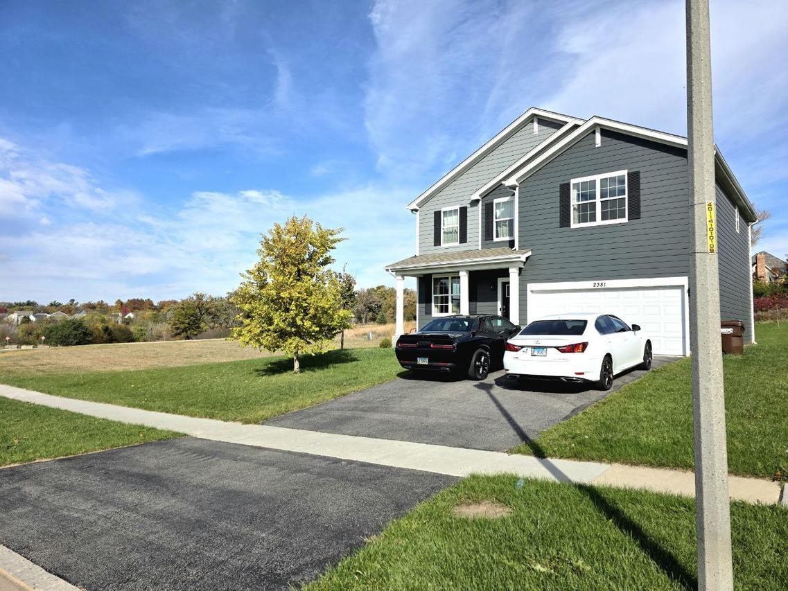 2381 Fairview Cir., Woodstock, IL 60098