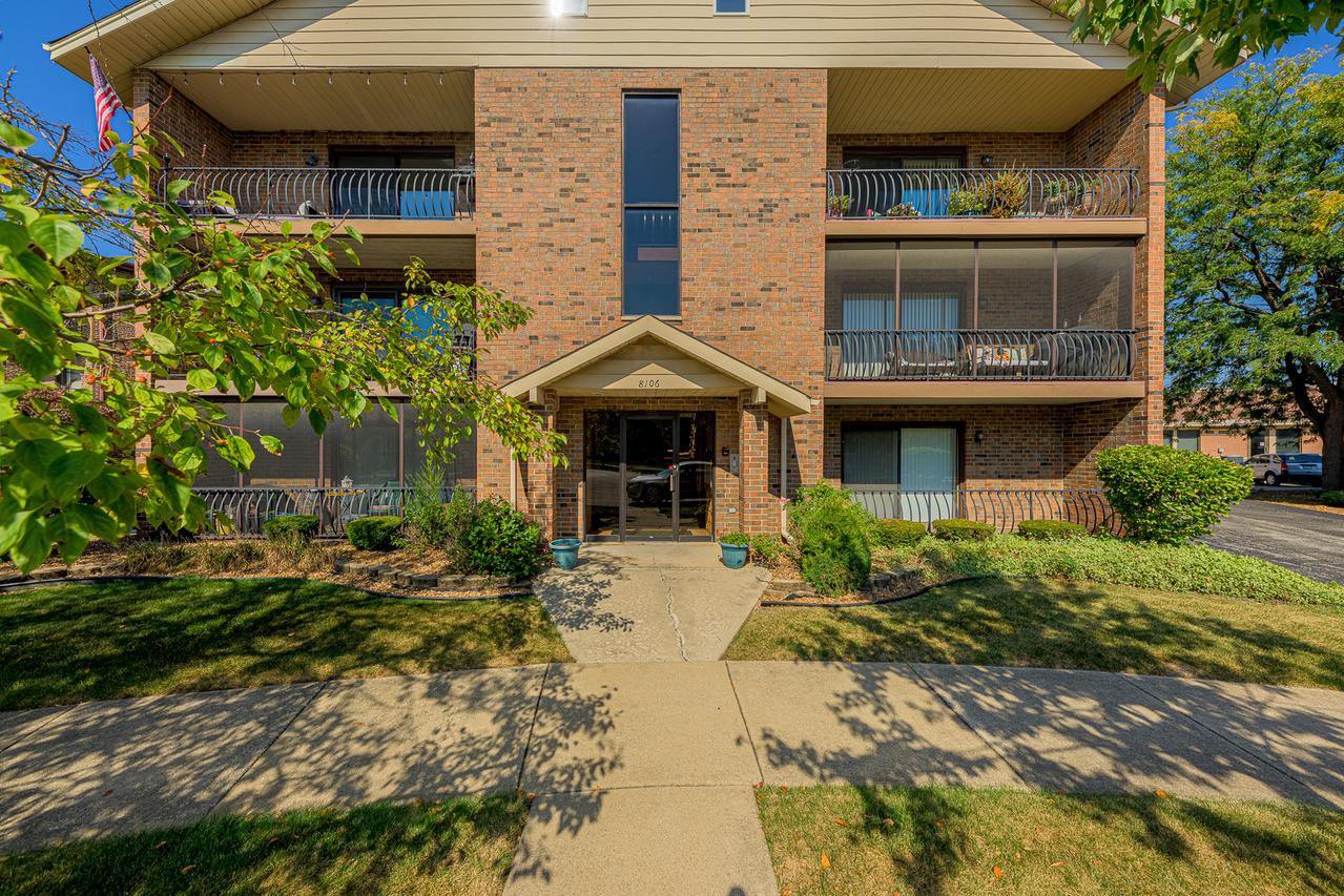 8106 168th Pl. #3W, Tinley Park, IL 60477