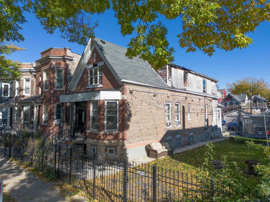 1645 N Monticello Ave., Chicago, IL 60647