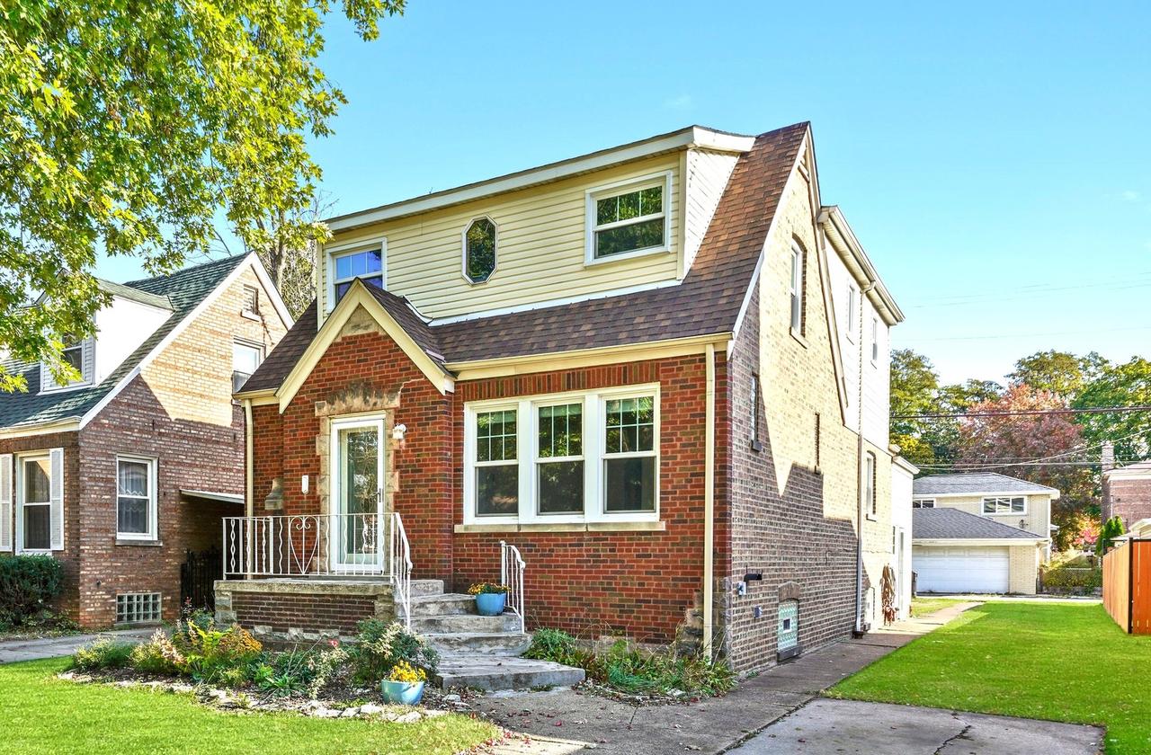 13115 S Escanaba Ave., Chicago, IL 60633