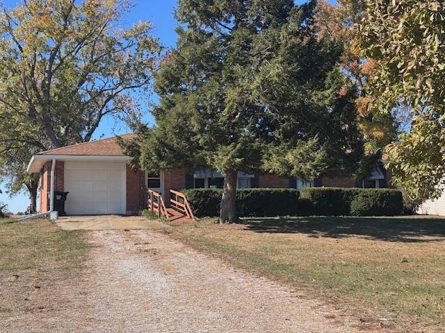 9538 N 1250 East Rd., Shirley, IL 61772