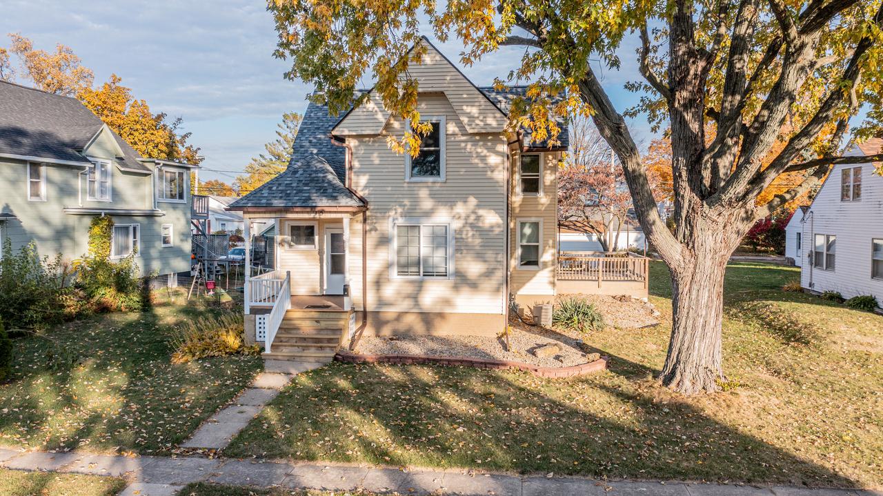 15 S Vernon St., Princeton, IL 61356