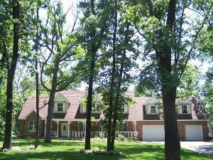 5803 Amherst Ct., Mchenry, IL 60050