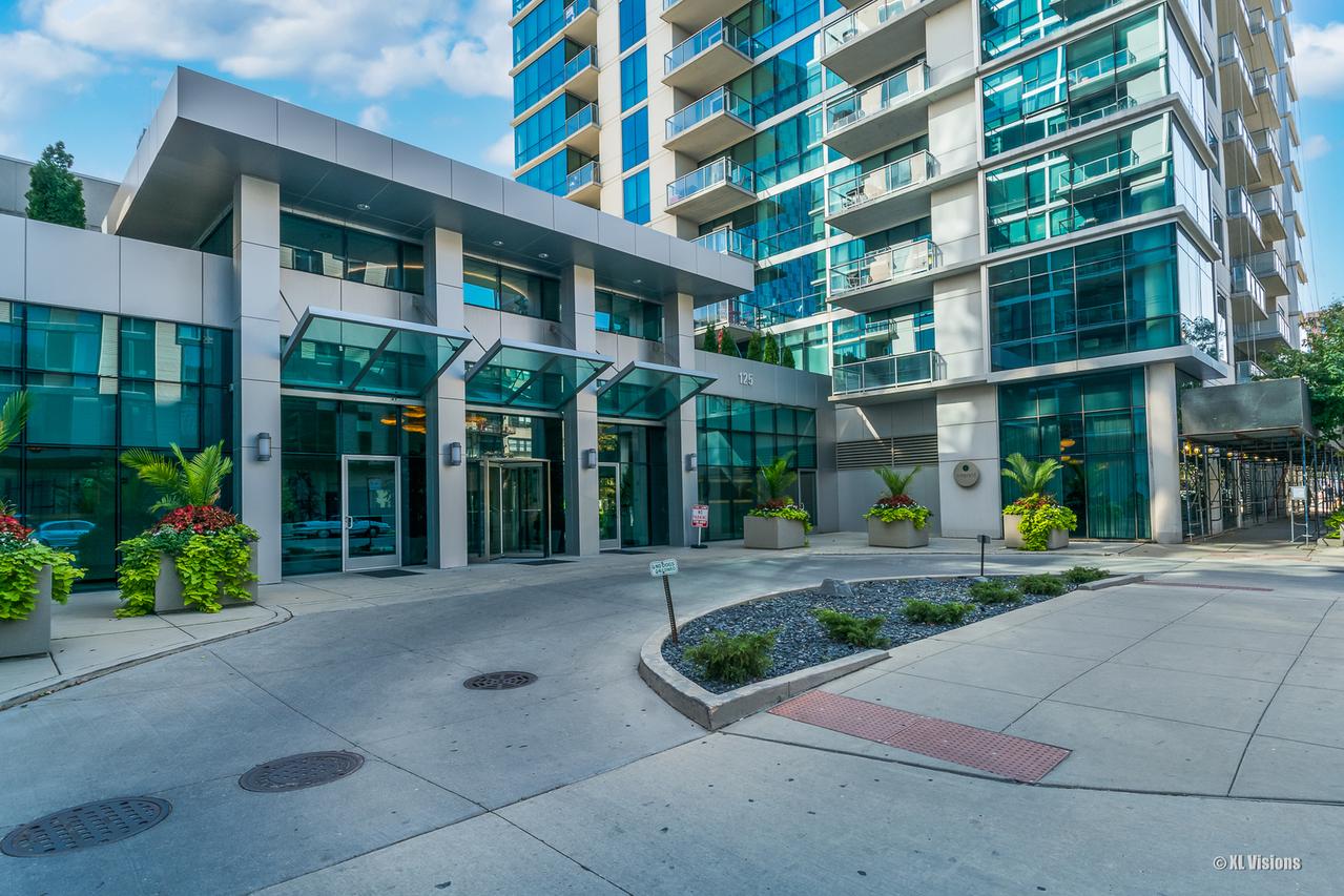 125 S Green St. #907A, Chicago, IL 60607