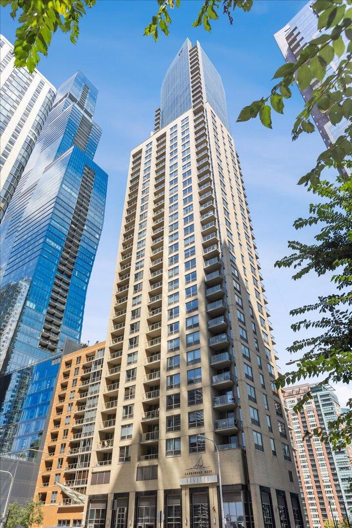 420 E Waterside Dr. #4010, Chicago, IL 60601