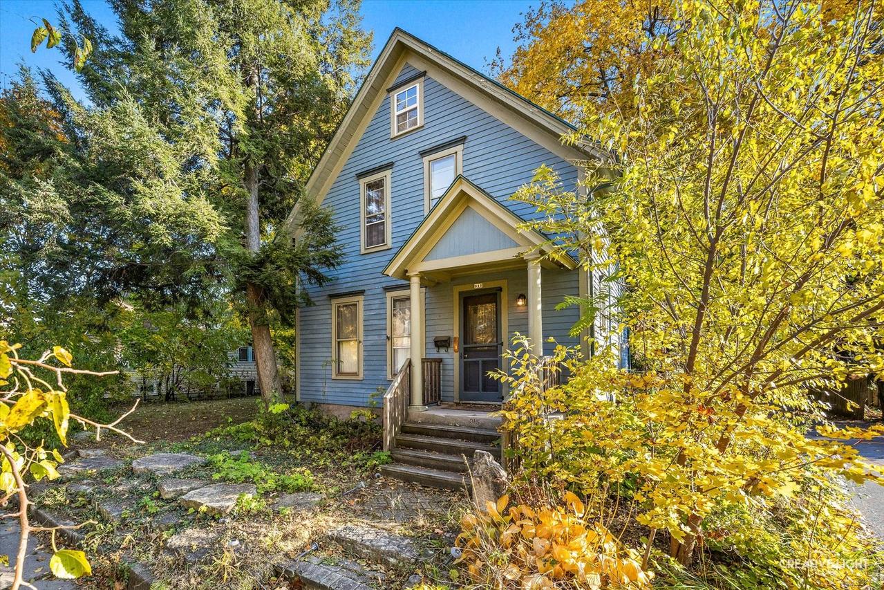 315 Congdon Ave., Elgin, IL 60120