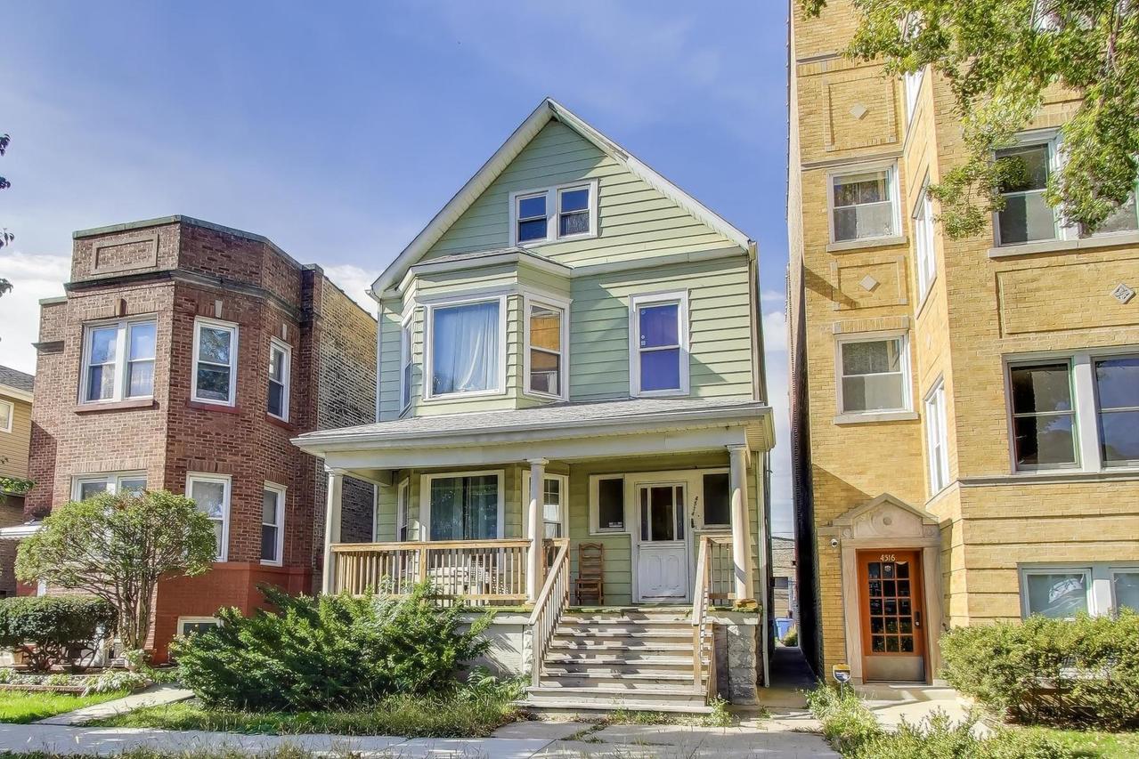 [Address Hidden by Seller], Chicago, IL 60625