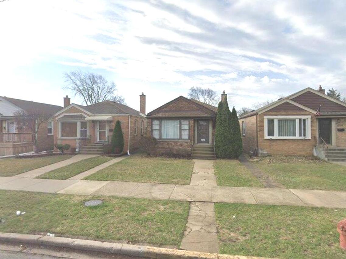 [Address Hidden by Seller], Chicago, IL 60655