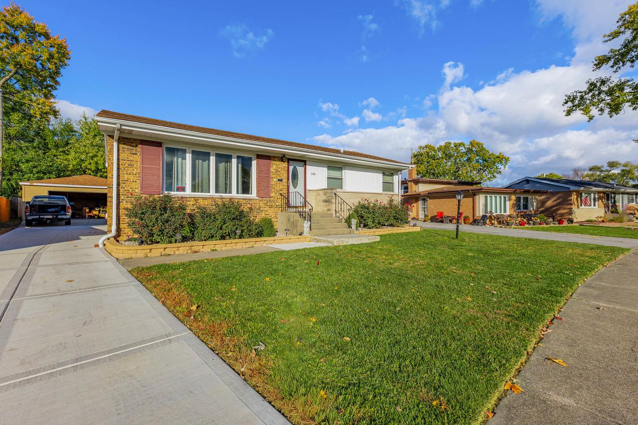 500 Grosvenor Pl., Chicago Heights, IL 60411