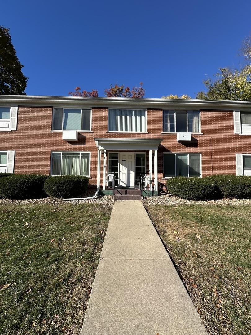 124 N Whistler Ave. #C4, Freeport, IL 61032
