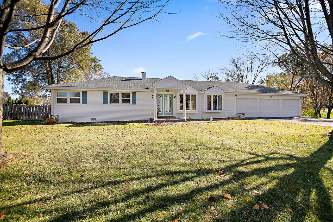 2N603 Virginia Ave., Glen Ellyn, IL 60137