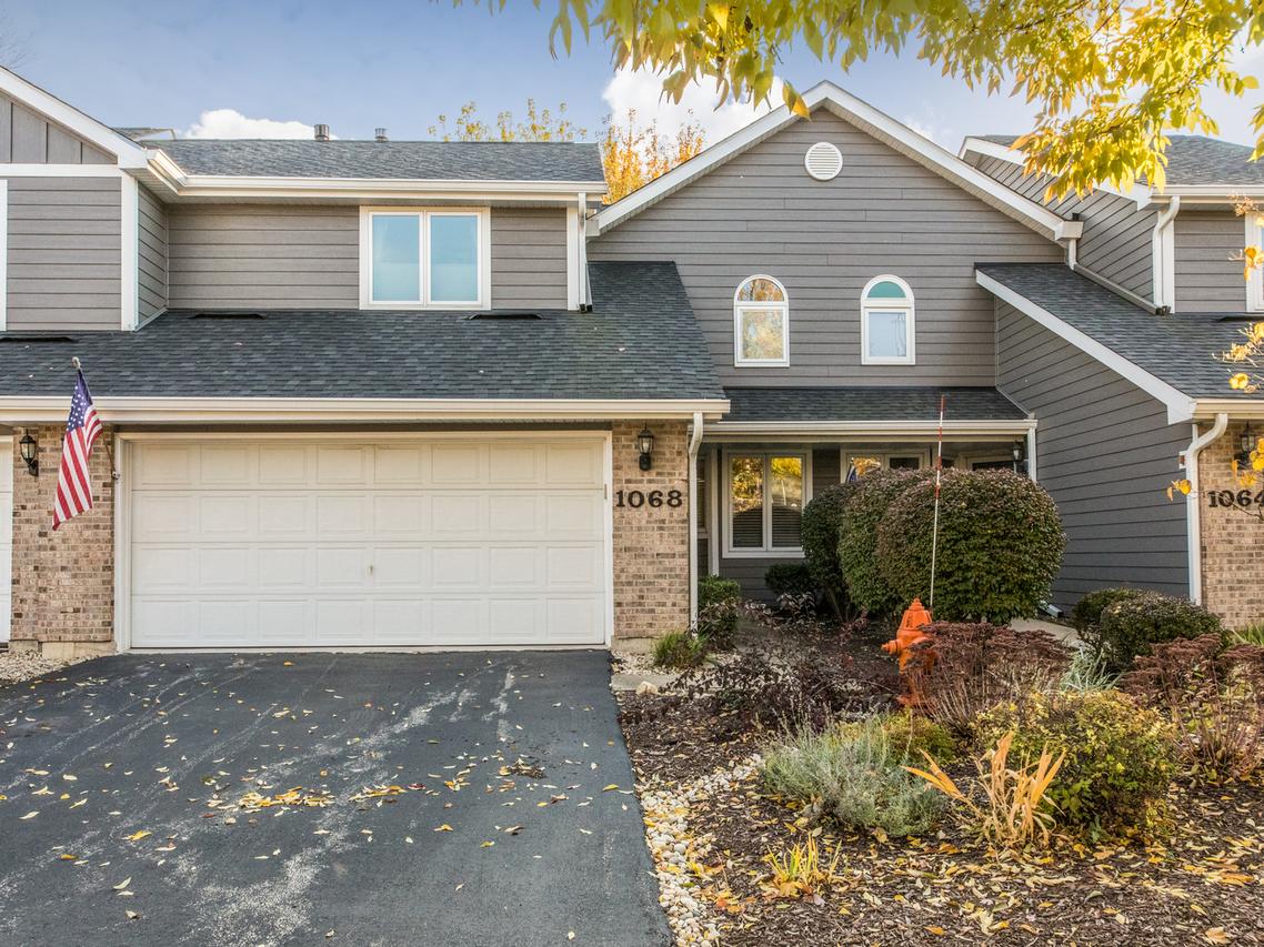 1068 Mattande Ln., Naperville, IL 60540