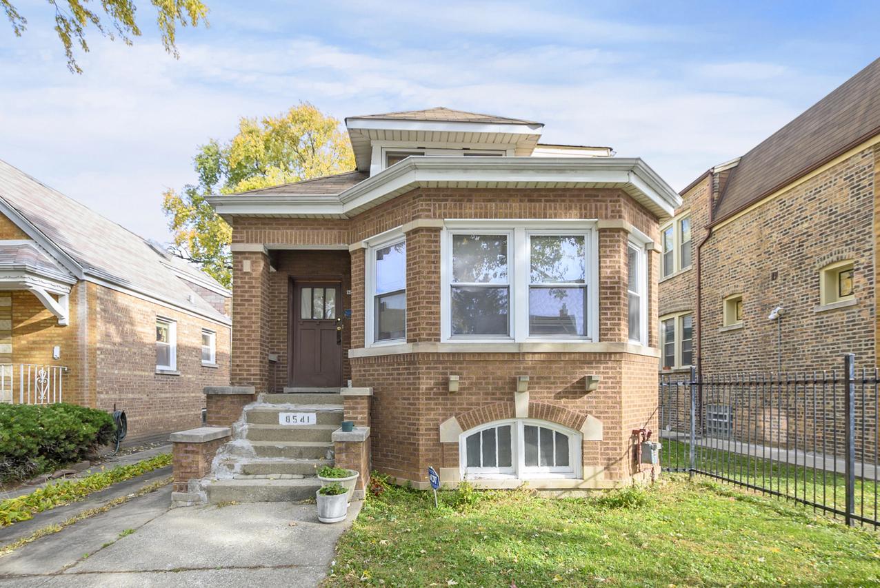 8541 S Paulina St., Chicago, IL 60620