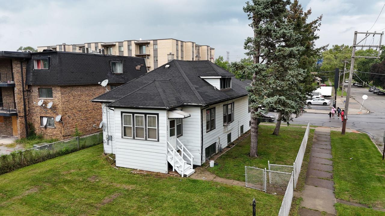 328 W 138th St., Riverdale, IL 60827