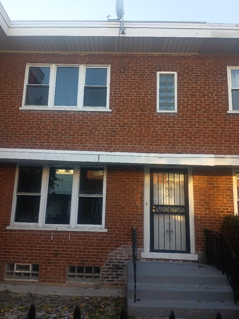 5065 W Gladys Ave. #C, Chicago, IL 60644