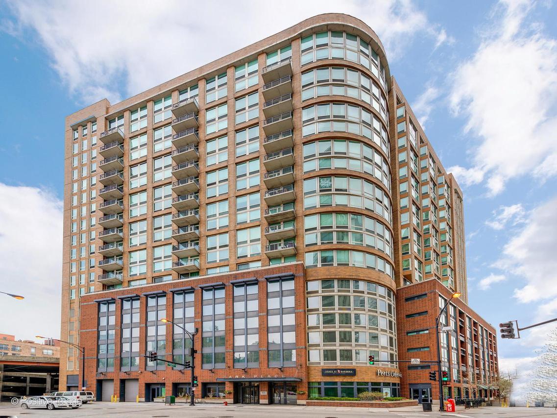 600 N Kingsbury St. #309, Chicago, IL 60654
