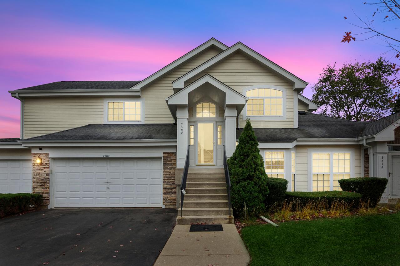 9509 Georgetown Ln., Crystal Lake, IL 60014