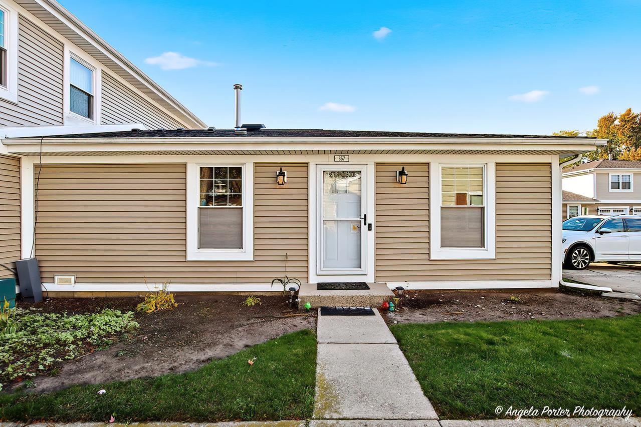 357 Farmingdale Cir., Vernon Hills, IL 60061