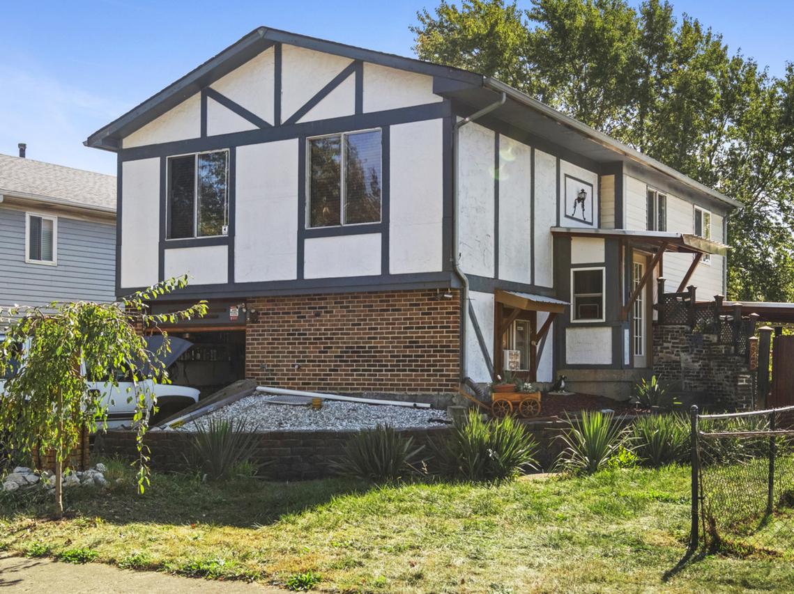 545 Old Stone Rd., Bolingbrook, IL 60440