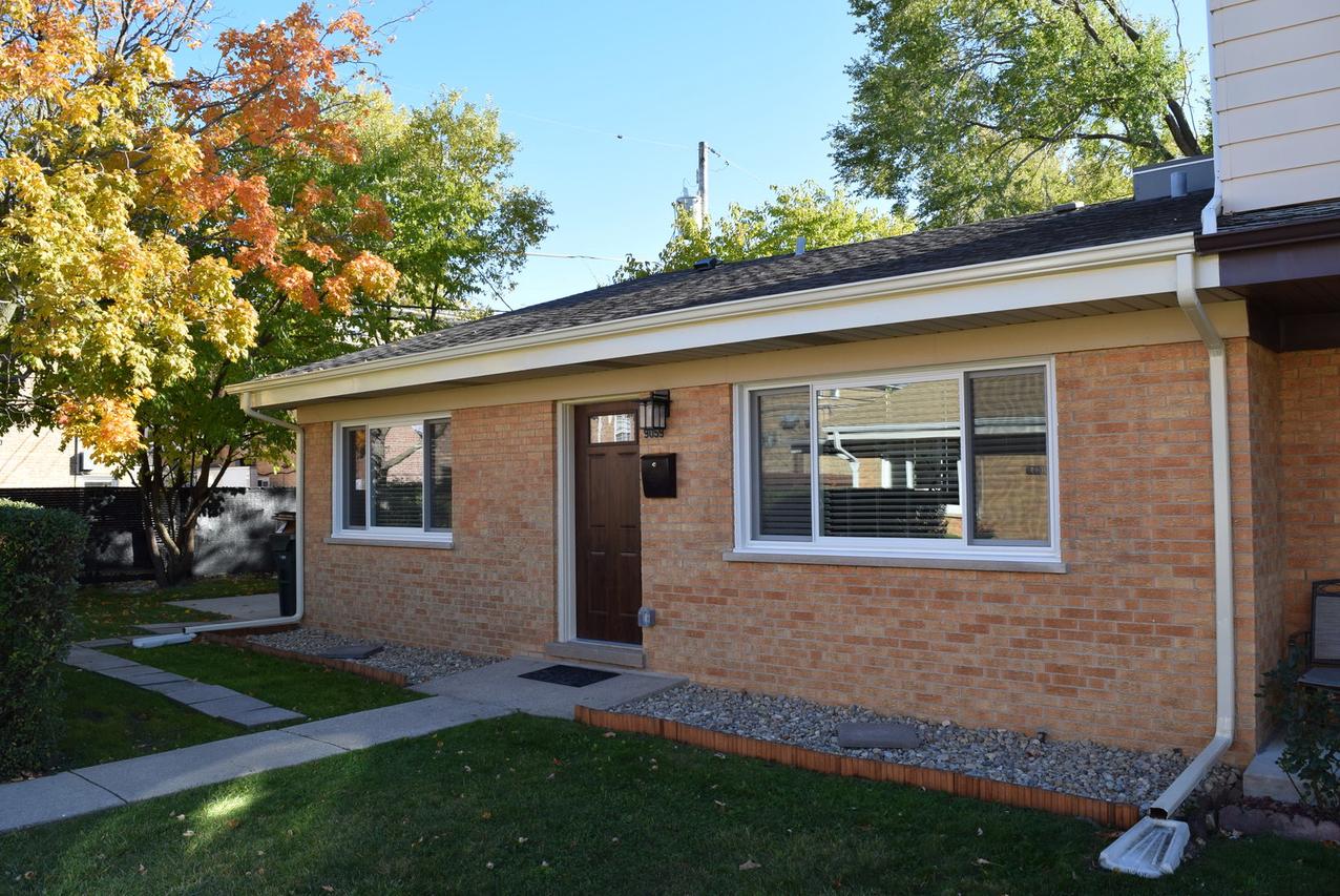 9059 N Clifton Ave., Niles, IL 60714