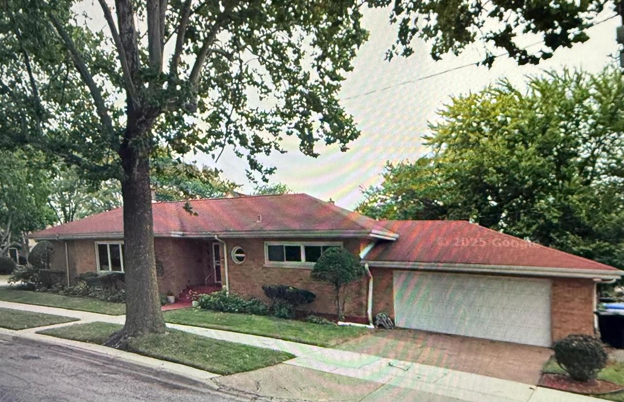 12157 S Perry Ave., Chicago, IL 60628