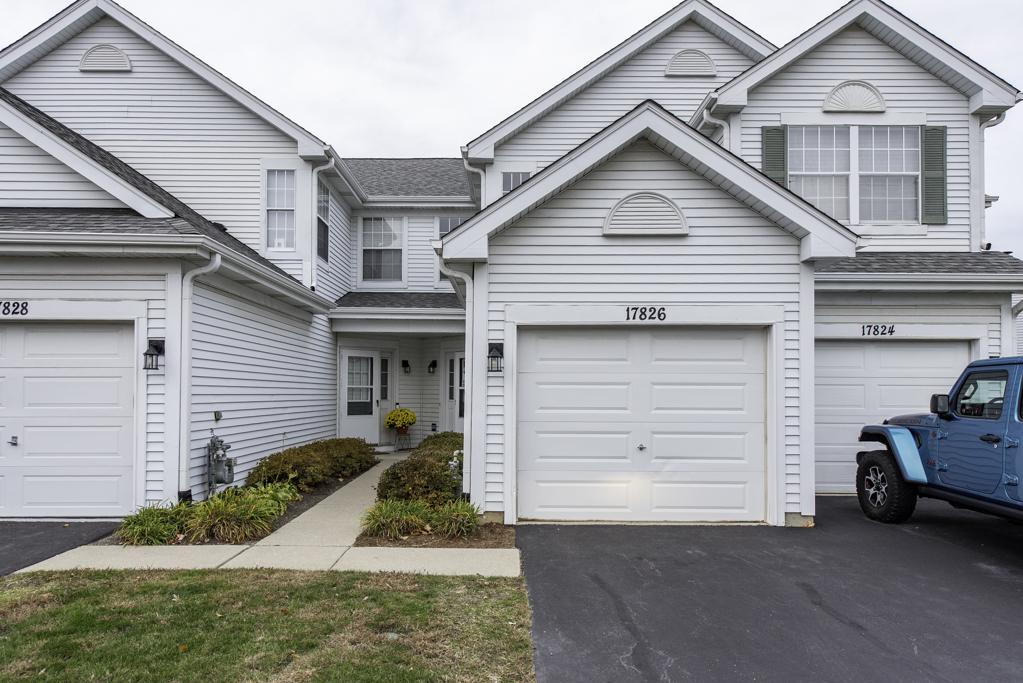 17826 W Salisbury Dr., Gurnee, IL 60031