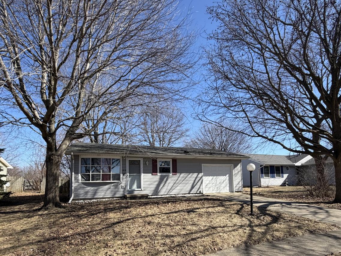 614 Creve Coeur Dr., Champaign, IL 61822