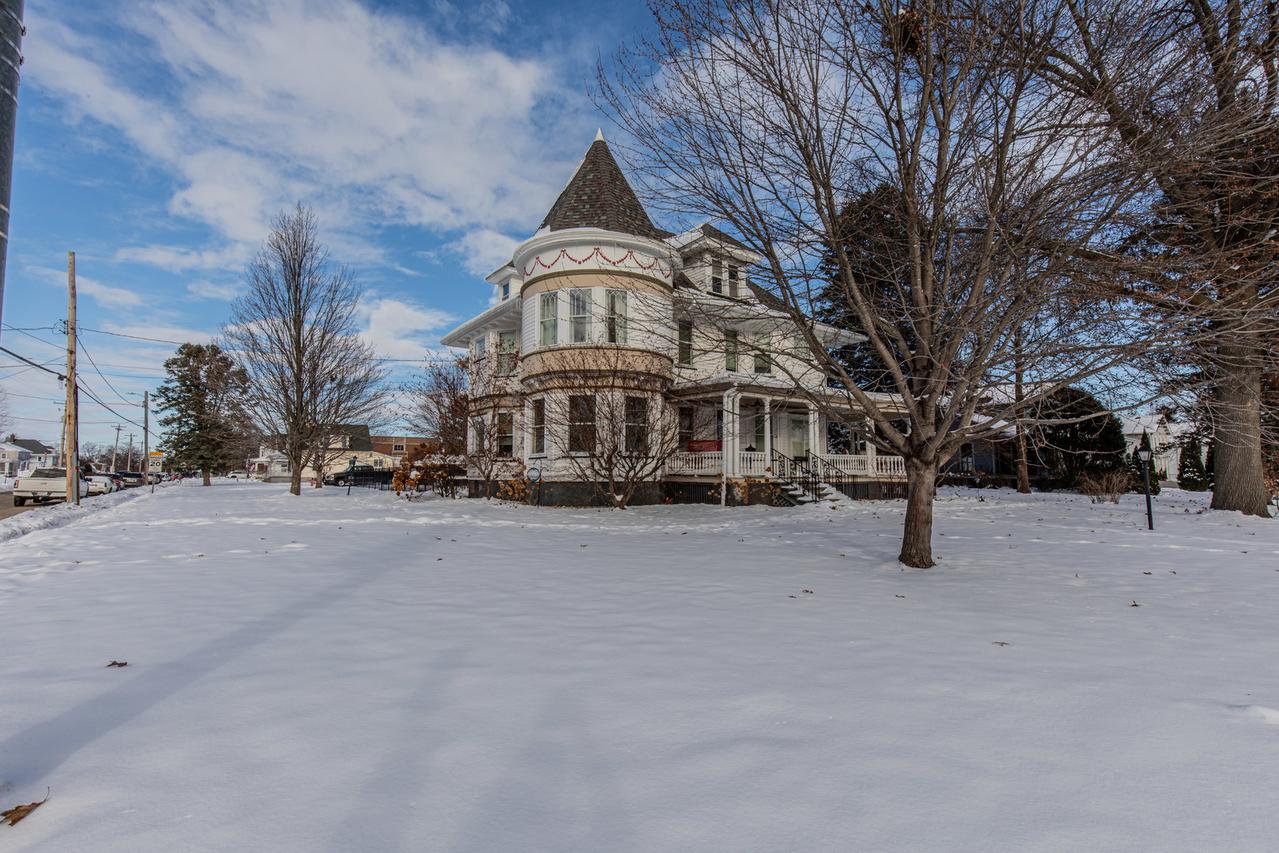 405 E Peru St., Princeton, IL 61356