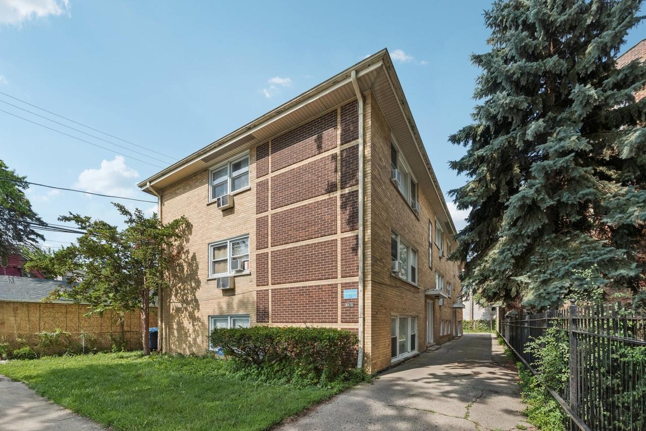 4416 N Harding Ave. #3, Chicago, IL 60625