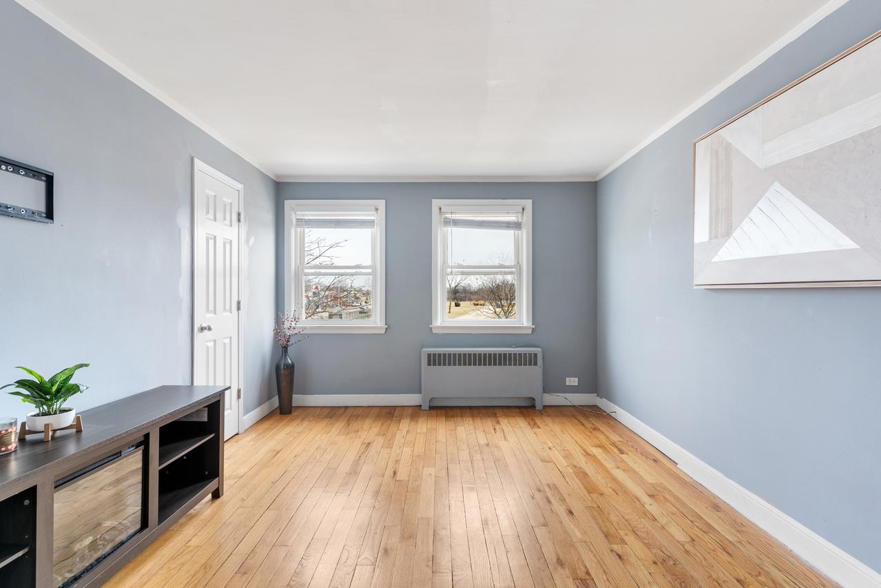 2204 S 9th Ave. #2, Broadview, IL 60155