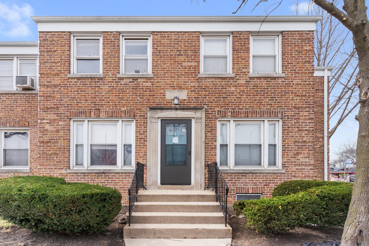 2204 S 9th Ave. #2, Broadview, IL 60155