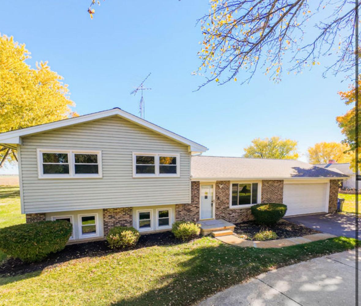 21044 Virginia Rd., Dekalb, IL 60115