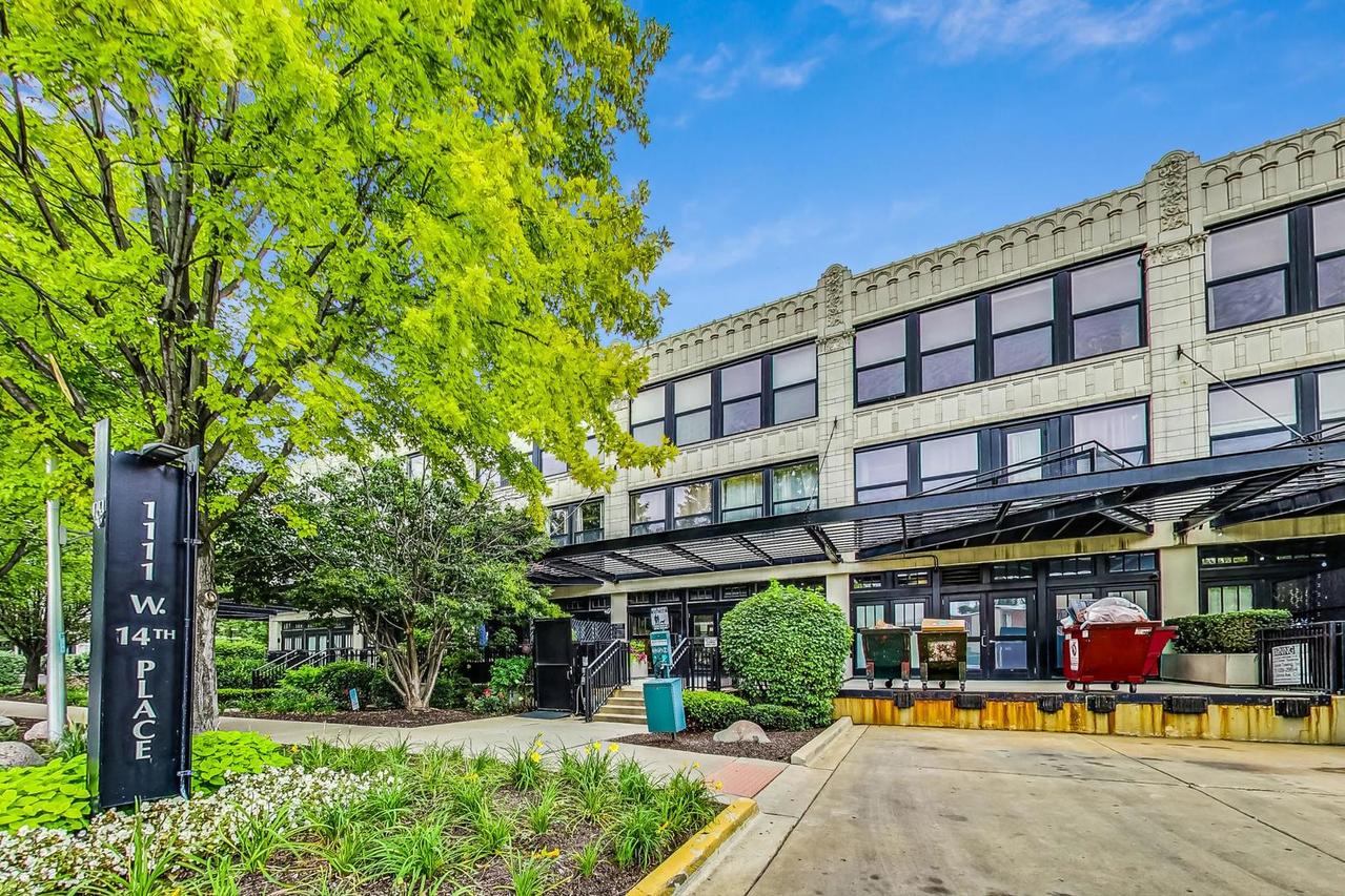 1111 W 14th Pl. #328, Chicago, IL 60608