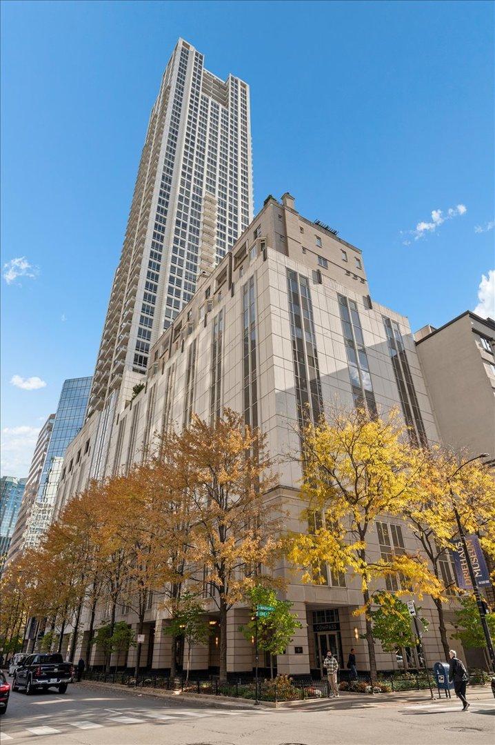 55 E Erie St. #1903, Chicago, IL 60611