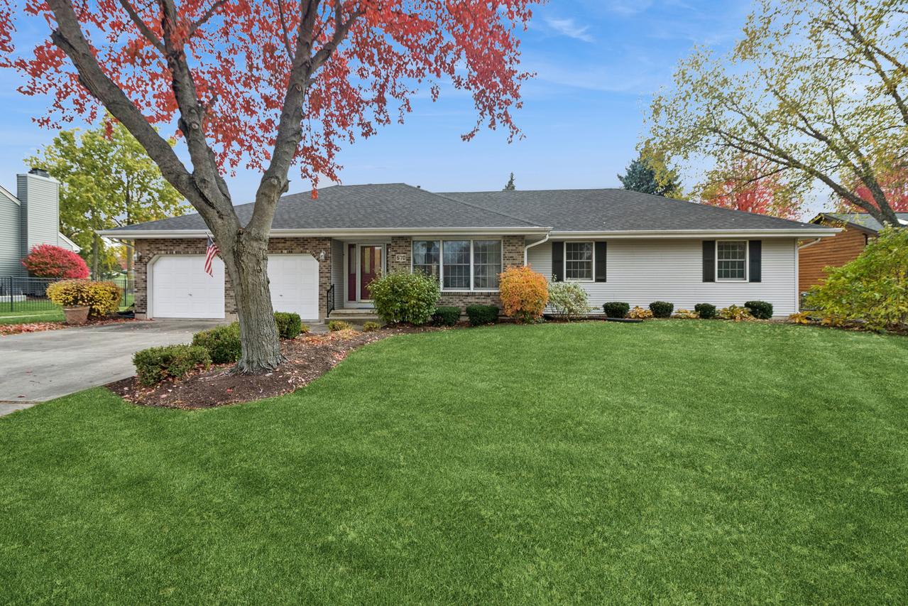 570 Ozier Dr., Batavia, IL 60510