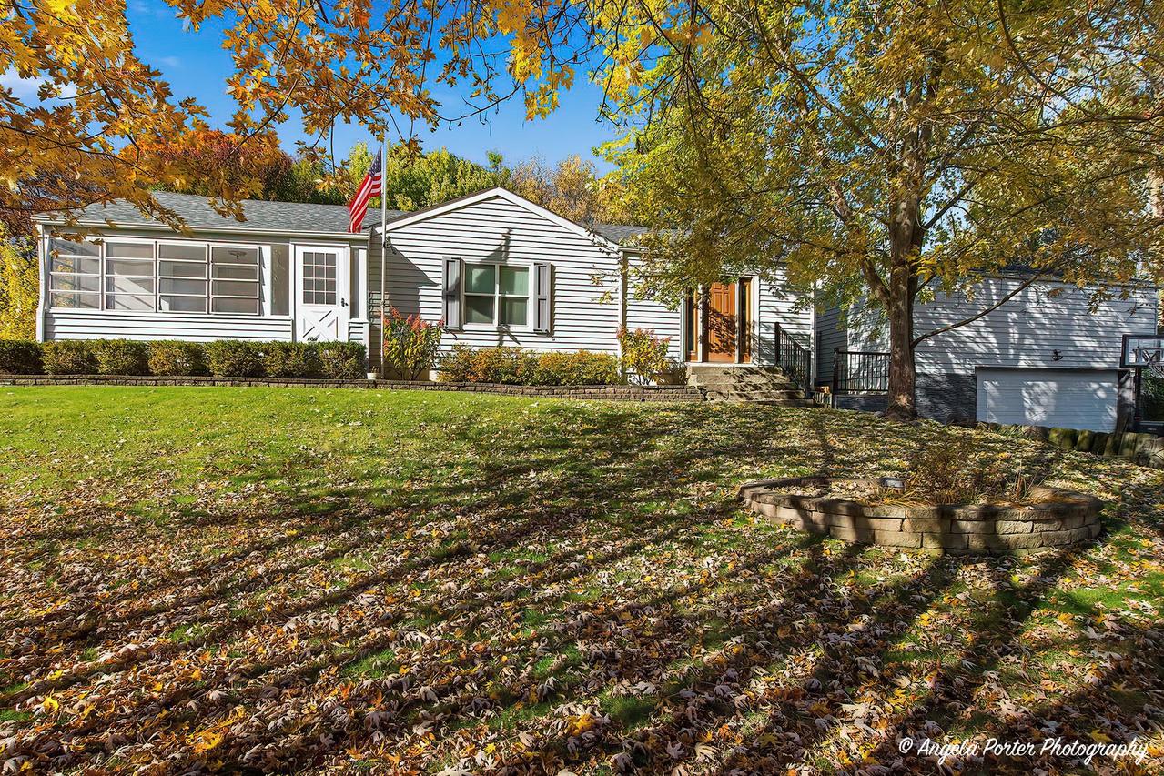 37048 N Lawrence Dr., Lake Villa, IL 60046