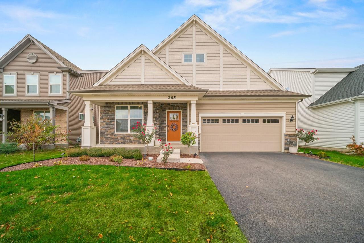 265 South Pointe Ave., South Elgin, IL 60177
