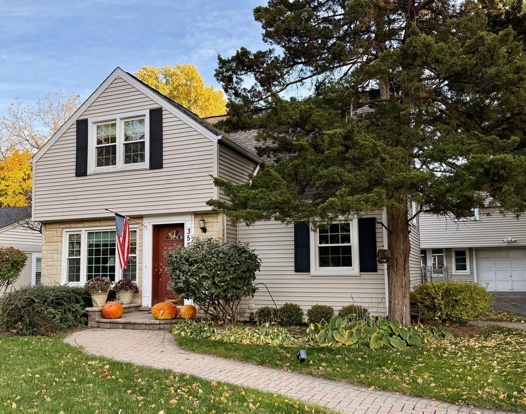 [Address Hidden by Seller], Glen Ellyn, IL 60137