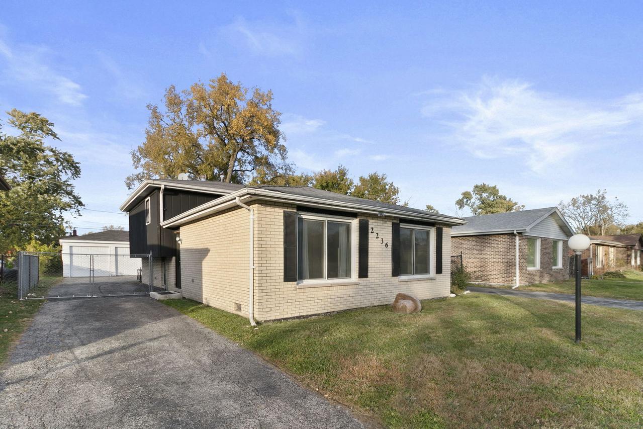 2236 W 157th Pl., Markham, IL 60426